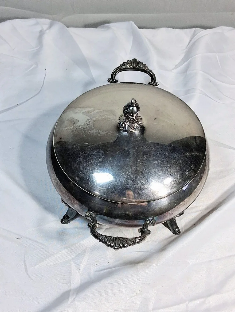 Wallace Silverplate Covered 1950's Covered Casserole or Vegetable Serving Dish